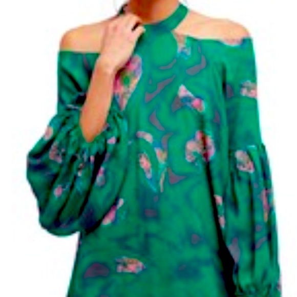 Free People Tops - Free People Drift Away Cold Shoulder Tunic Size S/P